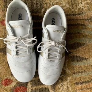 Gold striped Adidas Grand Court Lo Sneaker